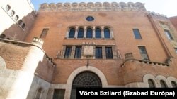 A Magyarországi Autonóm Orthodox Izraelita Hitközség zsinagógája a budapesti Kazinczy utcában
