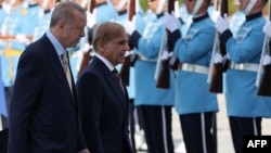 Թուրքիայի նախագահ Ռեջեփ էրդողանը և և Պակիստանի վարչապետ Շահբազ Շարիֆը, արխիվ