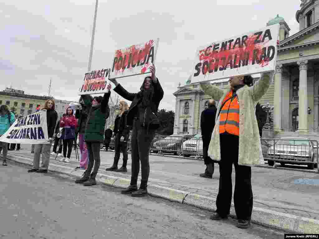 Učesnice i učesnici protesta zatražili su od države da ne dozvole novo nasilje prema ženama.