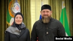 Хутмат Кадирова с баща си