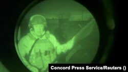 Евгениј Пригожин објави видео во кое тврди дека го подигнал руското знаме над градското собрание во Бахмут