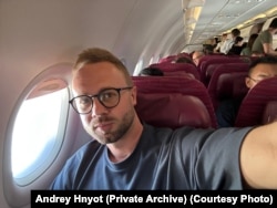 A férfit a belgrádi repülőtéren vették őrizetbe 2023 októberében