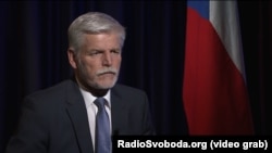 Președintele Cehiei, Petr Pavel, a vizitat sediul RFE/RL din Praga la 14 iunie pentru un interviu cu serviciul ucrainean al postului de radio