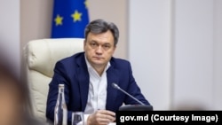 Premierul Dorin Recean a declarat după ședința CSE că „instituțiile statului nu vor admite ca membrii unei grupări criminale organizate să fraudeze alegerile”.