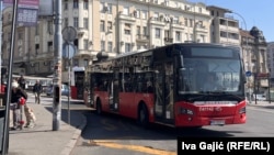 Autobus kreće sa stajališta u Beogradu, 20. mart 2024.