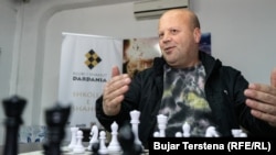 Gani Hamiti thotë se shahistët e rinj në klubin e tij kanë arritur shumë suksese në këtë sport.