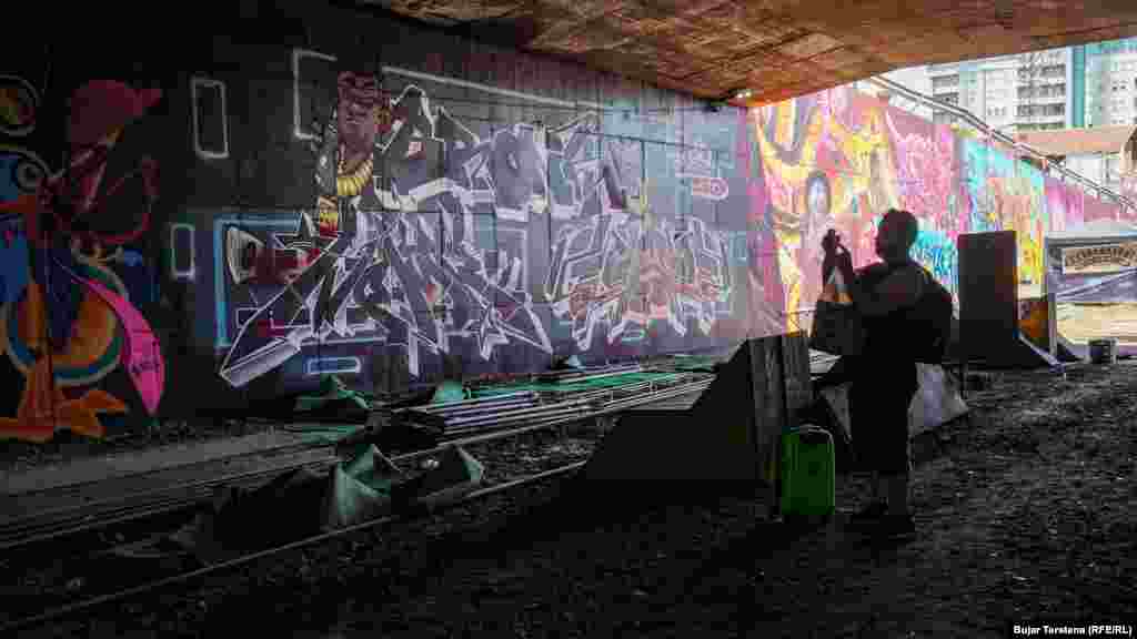 Organizatori ističu moć ulične umetnosti kao alata za obrazovanje i društvene promene.