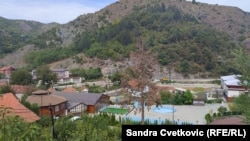 Pogled na kompleks "Rajska Banja" u Banjskoj i Zvečanima, 27. septembra