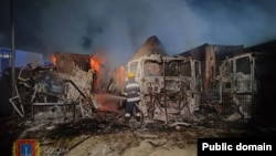 Administrația din Odesa a furnizat o fotografie cu pagubele atacului din cursul nopții asupra porturilor din regiune, 26 septembrie 2023.