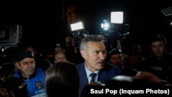 Florian Coldea nu a vrut să facă declarații nici la intrarea, nici la ieșirea din sediul DNA.