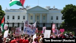 Demonstranti ispred Bijele kuće, 8. juni 2024.