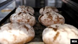 Furrë buke në Shkup.