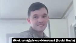 Gordon Black a fost arestat în Rusia, la începutul lunii mai 2024, și acuzat de furt de la o femeie, după ce a plecat din Coreea de Sud fără a-și informa superiorii.