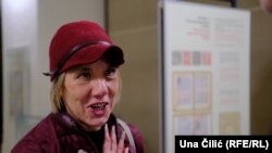 Posjetiteljka Ivana na otvaranju izložbe "Crnogorsko ćirilsko štamparstvo XV i XVI vijeka" u Klementinumu, Prag 5. marta 2024.