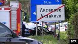 Мястото на катастрофата на кола на НСО с частен автомобил, чийто шофьор загина.