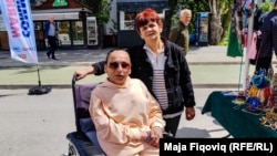 Sadete Suljejmani i Merita Voca iz organizacije Zajedno, 26. aprila 2024.