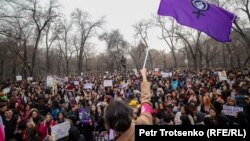 Митинг за права женщин в Алматы. 8 марта 2023 года
