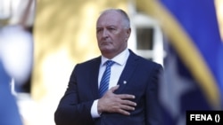 Zukan Helez, ministar odbrane BiH