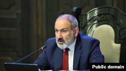 Никол Пашинјан - премиер на Ерменија. 