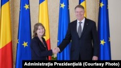  Kathleen Kavalec, noul ambasador al SUA la București și-a prezentat marți, 14 februarie, scrisorile de acreditare președintelui Klaus Iohannis.