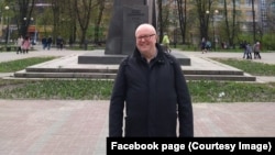 Режиссер Линас Зайкаускас отказался от живого интервью, чтобы ответить конкретно на каждый из вопросов