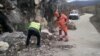Nadležne ekipe raščišćavaju cestu na regionalnom putu Nikšić - Krstac nakon odrona kamenja i stijena koji je uzrokovao zemljotres, Crna Gora, 14. marta 2024., ilustrativna fotogradija

