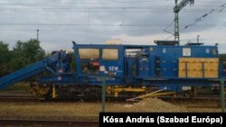 A német gyártmányú SMD–80-as annyira speciális gép, hogy a MÁV egy tavalyi közlése szerint egész Európában is csak három darab van belőle
