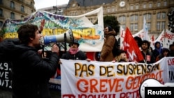 FRANCE-PENSIONS/PROTEST-STUDENTS