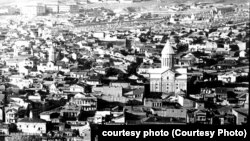 ფოტო არქივიდან