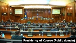 Претседателката на Косово, Вјоса Османи, за време на свое обраќање во Собранието на Косово.
