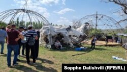 18 ივლისს ჰომოფობიურად განწყობილი რადიკალური ჯგუფი "პრაიდის ფესტივალის" ტერიტორიაზე შეიჭრა და დაარბია.