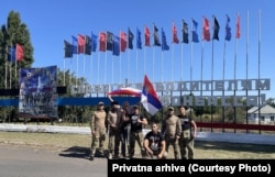 Vlado Stanić je ustupio RSE fotografiju na korišćenje. Kaže da se na njoj nalazi odred "Sova". Vreme i mesto nastanka fotografije nisu poznati redakciji.