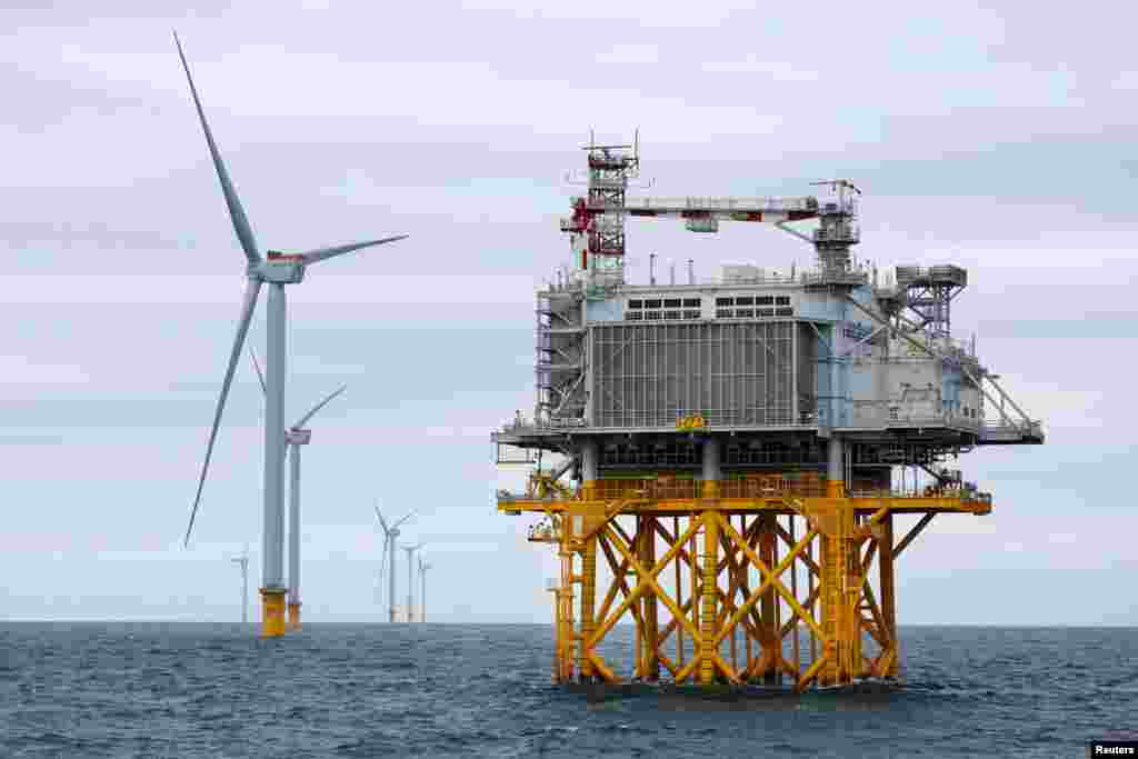 A tizenegy megawattos Siemens Gamesa szélturbinák lapátjai kilencvenhét méter hosszúak, és a tengerszint feletti kétszázhuszonöt méteres csúcsmagassággal rendelkeznek