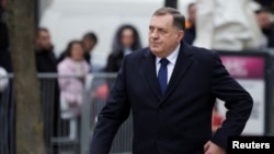 Presidenti i entitetit të Republikës Sërpska, Millorad Dodik, gjatë pjesëmarrjes në shënimin e ditës jokushtetuese të këtij entiteti më 2023.