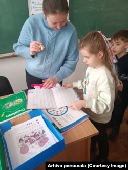 Olga Logvinenko spune că vrea să învețe limba română pentru că astfel se va integra mai bine în societatea românească.