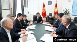 Прошедшее под руководством Садыра Жапарова рабочее совещание по исполнению Закона КР «О регулировании земельно-правовых отношений», 6 марта 2023 г.