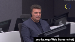 Haxhi Shala gjatë një prej seancave në procesin gjyqësor kundër tij.