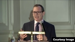 Professor Peter Roberts (file photo)