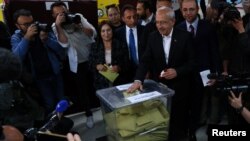 Киличдароглу на гласањето во Анкара, 14 мај 2023