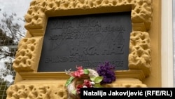 Spomen ploča na takozvanoj "Žutoj kući", koja je bila mučilište fašističkih snaga za vreme Drugog svetskog rata u Subotici.