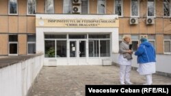 Clădirea Institutului de Ftiziopneumologie „Chiril Draganiuc” din Chișinău. 