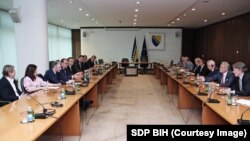 Ambasadori PIC-a na sastanku s liderima "Trojke" Sarajevo, 23. april 2024. 