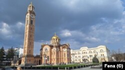 Hram Hrista Spasitelja sa Banskim dvorom u pozadini, Banja Luka, 14. april 2024.