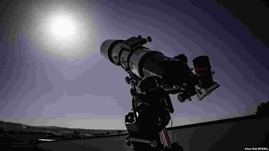 Ndërtimi i Observatorit është mbështetur nga Ministria e Arsimit dhe komuna e Shtimës në vlerë prej 310.000 eurosh.