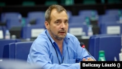 Meszerics Tamás az Európai Parlament ülésén