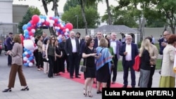 აშშ-ის საელჩოს სტუმრების ნაწილი