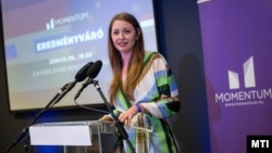 Donáth Anna, a Momentum elnöke a párt eredményváró rendezvényén Budapesten 2024. június 10-én