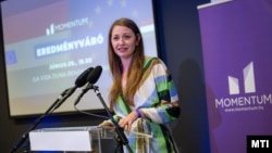 Donáth Anna, a Momentum elnöke a párt eredményváró rendezvényén a La Vida Duna Rendezvényházban 2024. június 10-én