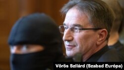 Megkezdődött a Schadl–Völner-per a Fővárosi Törvényszéken. A képen az egyik vádlott, Völner Pál volt igazságügyi államtitkár 2023. február 17-én