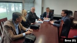 Svi predstavnici Republičke izborne komisije RS koji su bili prisutni na današnjoj sjednici (na slici) su podnijeli ostavke.